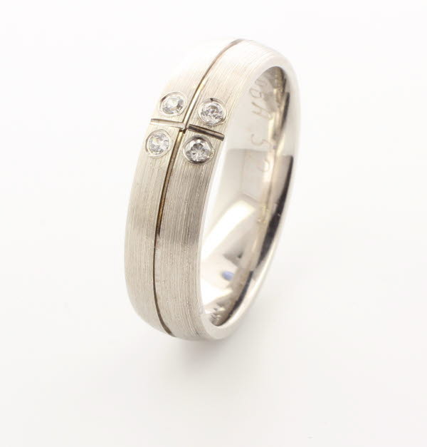 Patterned Designer White Gold Wedding Ring - Solido